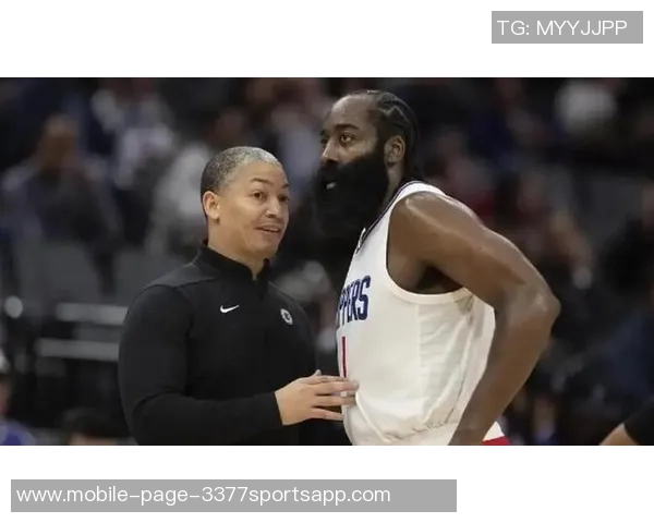 哈登三分火力全开半场独得26分快船领先太阳16分小卡与狄龙合力贡献28分